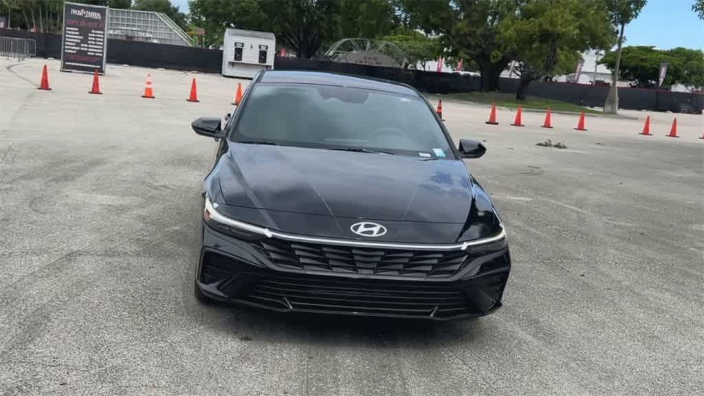 new 2025 Hyundai Elantra car, priced at $23,966