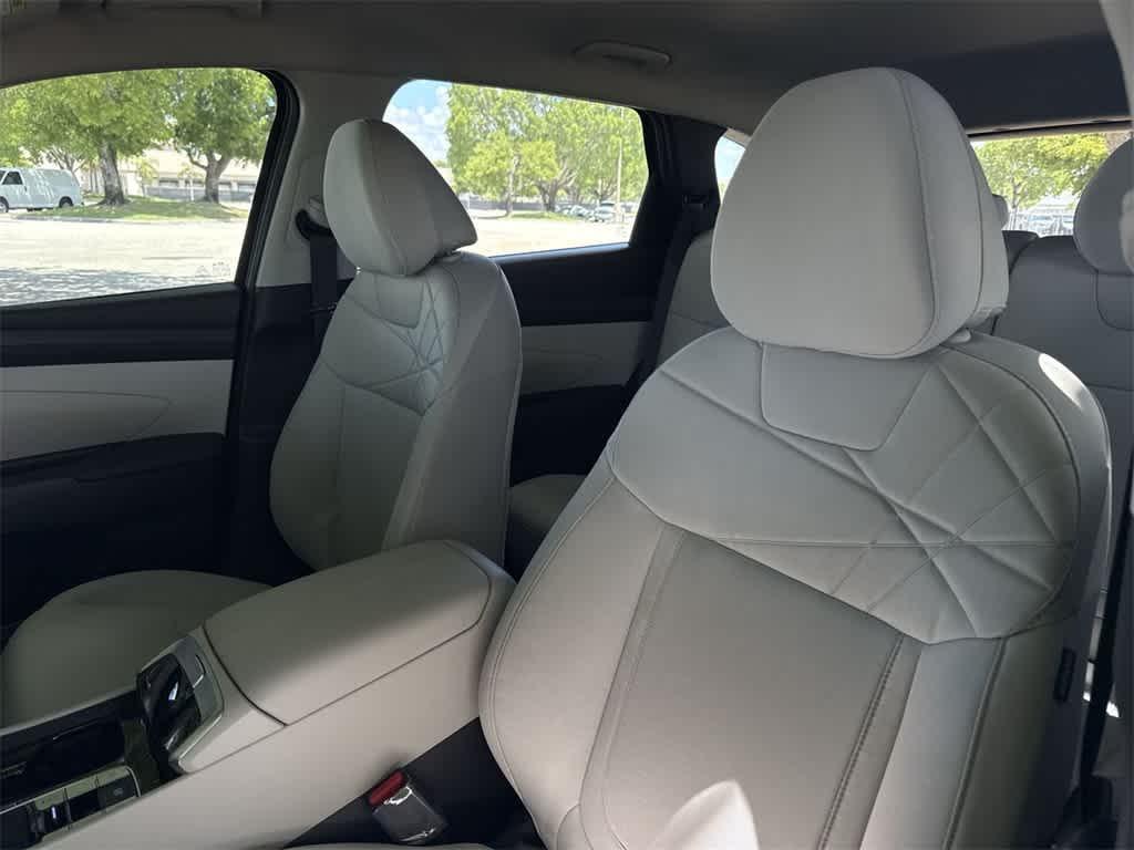 new 2025 Hyundai Tucson car, priced at $29,975