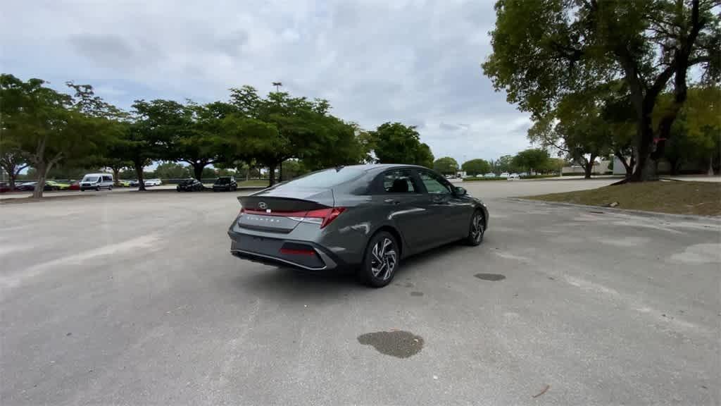 new 2025 Hyundai Elantra car, priced at $23,966