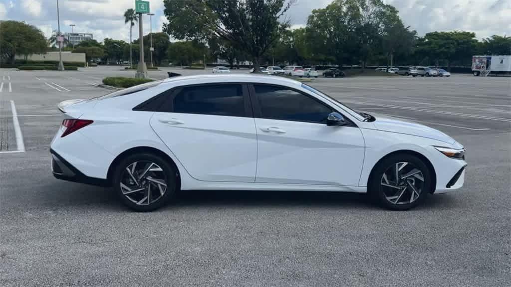 new 2025 Hyundai Elantra car, priced at $24,401