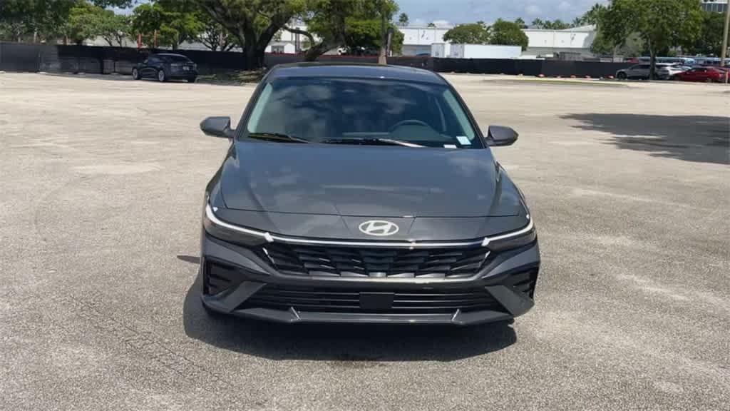 new 2025 Hyundai Elantra car, priced at $26,245