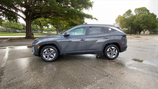 new 2025 Hyundai Tucson car, priced at $34,019