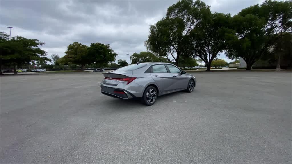 new 2025 Hyundai Elantra car, priced at $24,009