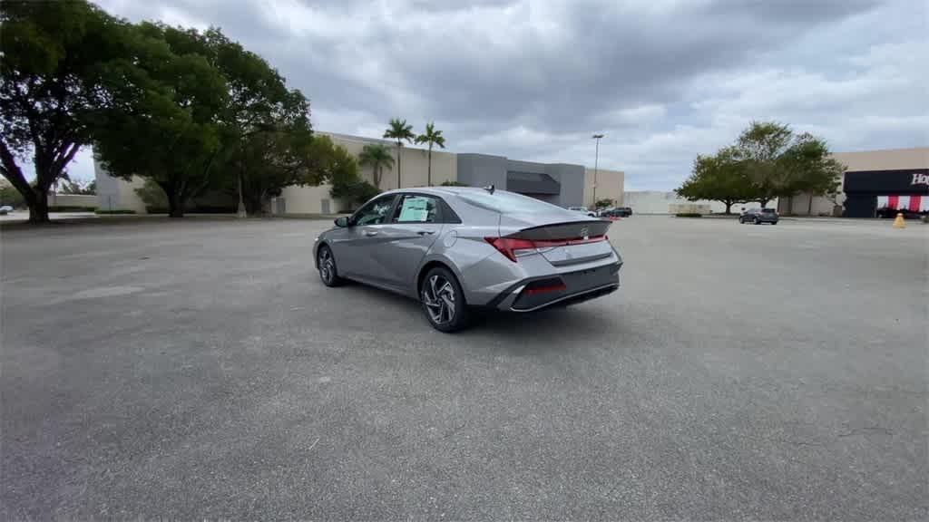 new 2025 Hyundai Elantra car, priced at $24,009