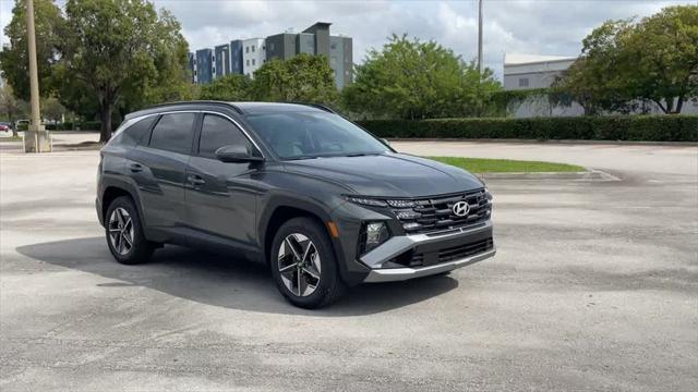 new 2025 Hyundai Tucson Hybrid car, priced at $37,102