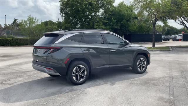 new 2025 Hyundai Tucson Hybrid car, priced at $37,102