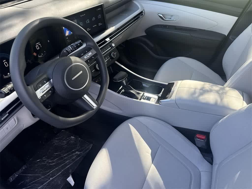 new 2025 Hyundai Tucson car, priced at $30,135