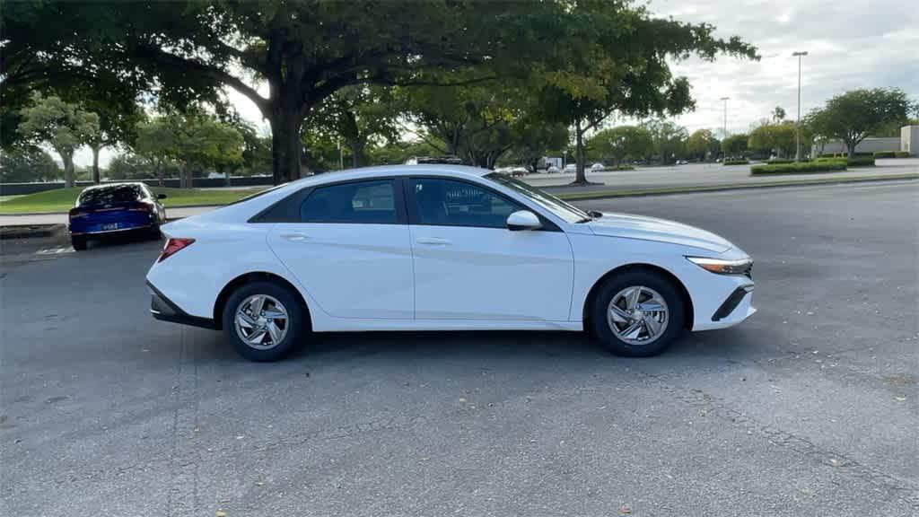 new 2025 Hyundai Elantra car, priced at $23,531