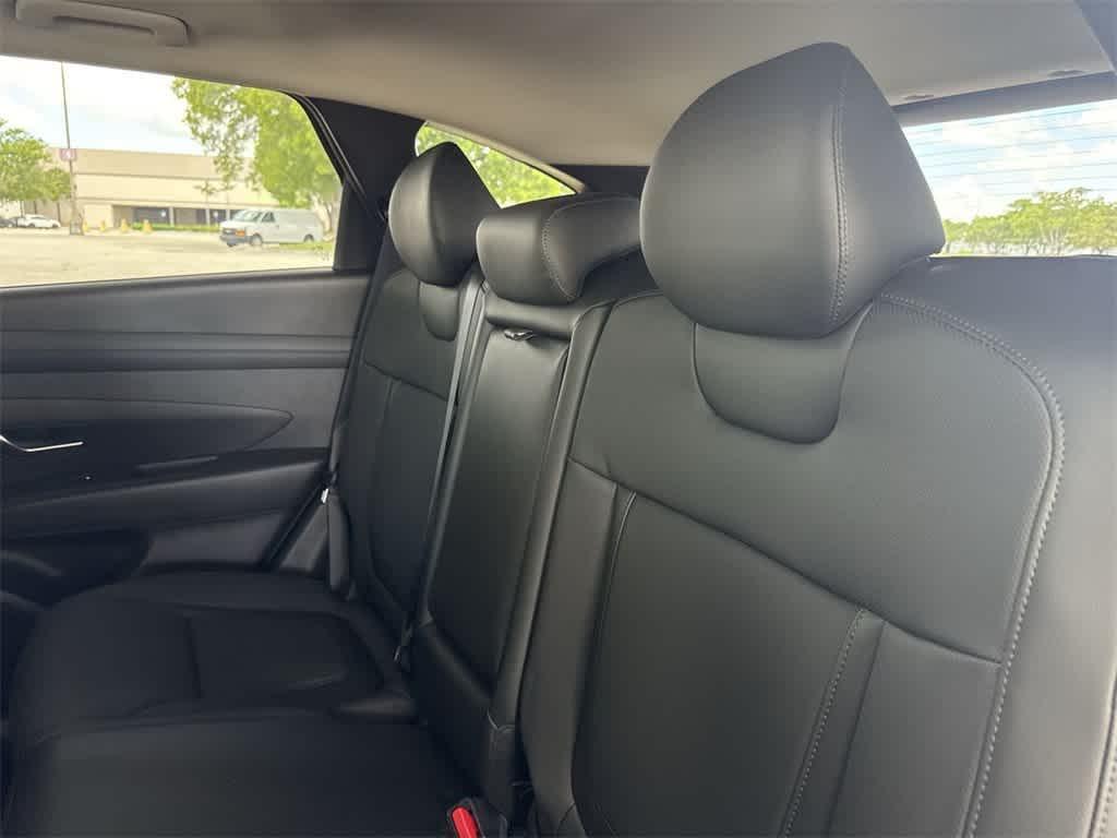 new 2025 Hyundai Tucson car, priced at $35,204