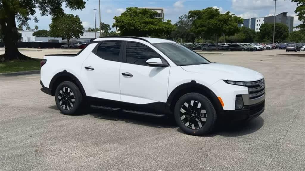 new 2025 Hyundai Santa Cruz car, priced at $31,892