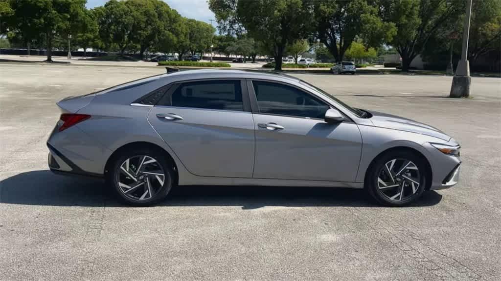 new 2025 Hyundai Elantra car, priced at $26,245