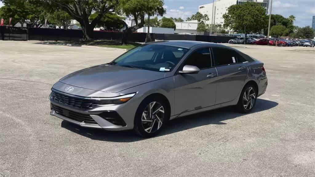 new 2025 Hyundai Elantra car, priced at $26,245