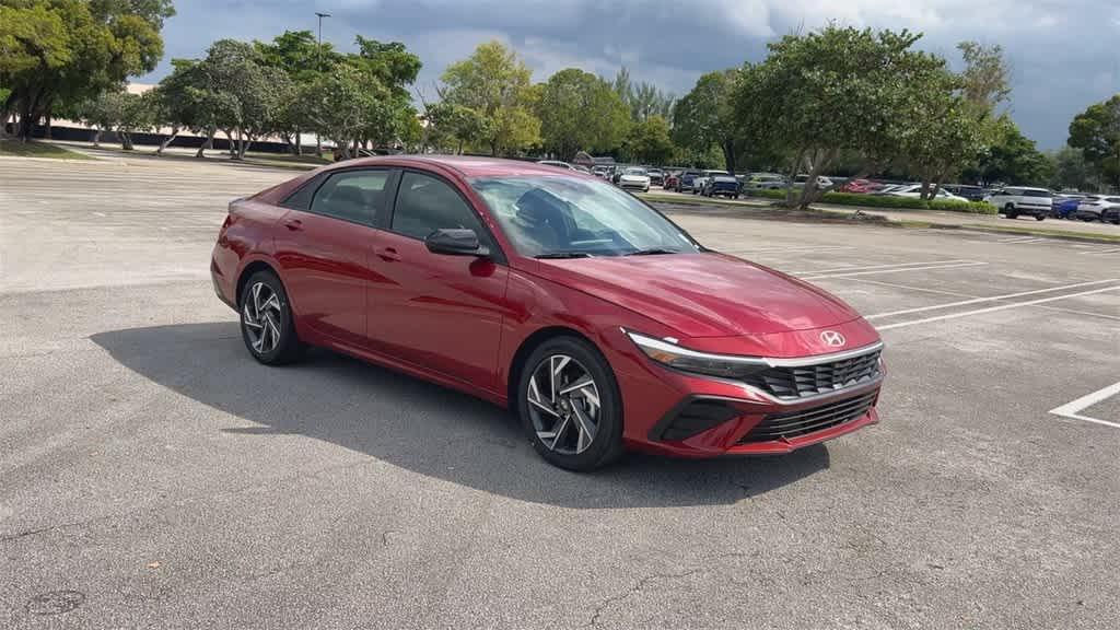 new 2025 Hyundai Elantra car, priced at $24,423