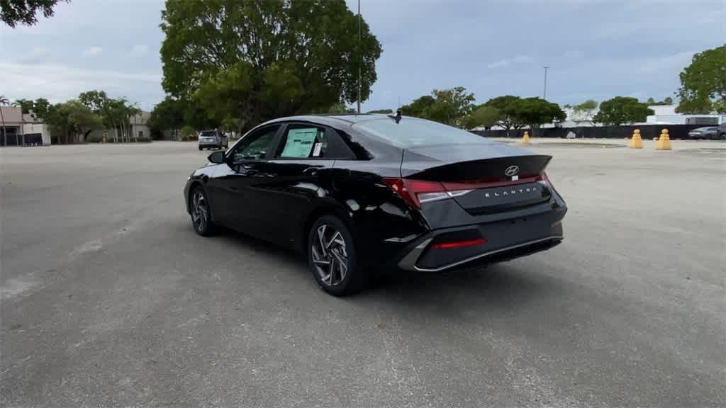 new 2025 Hyundai Elantra car, priced at $24,009