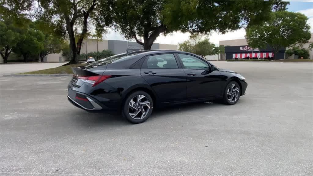 new 2025 Hyundai Elantra car, priced at $24,009