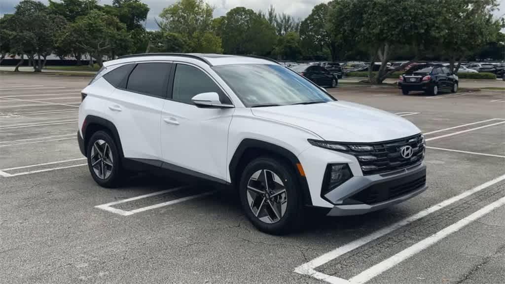 new 2025 Hyundai Tucson car, priced at $34,250