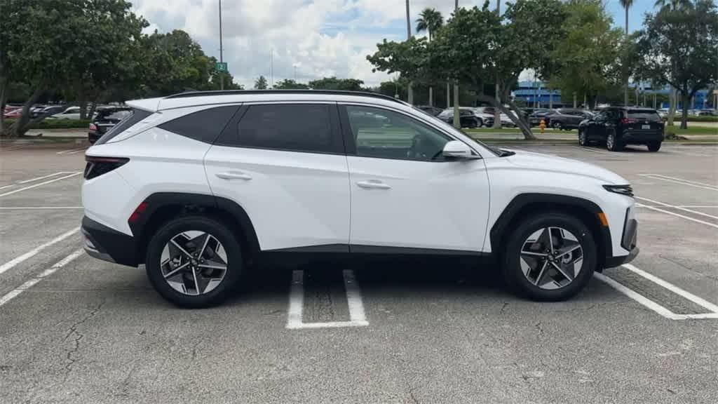 new 2025 Hyundai Tucson car, priced at $34,250