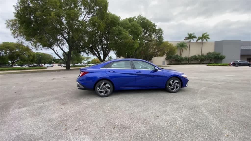 new 2025 Hyundai Elantra car, priced at $26,457