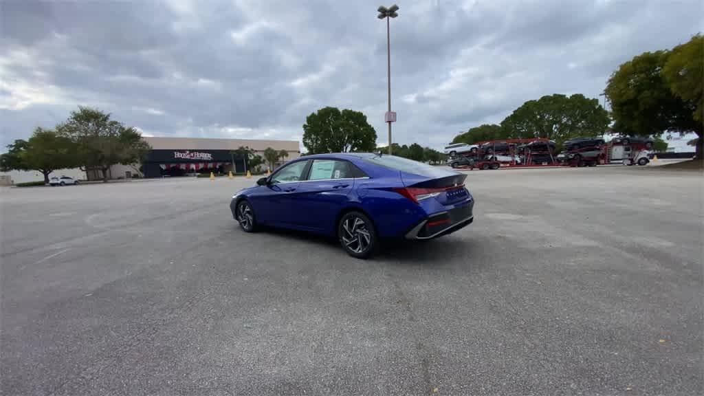 new 2025 Hyundai Elantra car, priced at $26,457