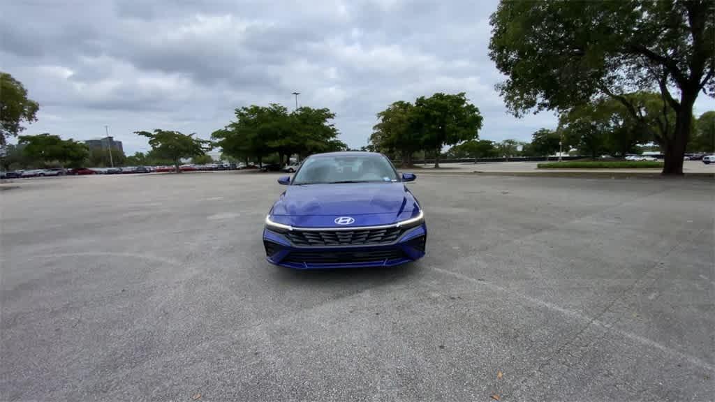 new 2025 Hyundai Elantra car, priced at $26,457