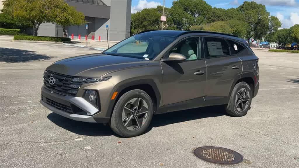 new 2025 Hyundai Tucson Hybrid car, priced at $37,119