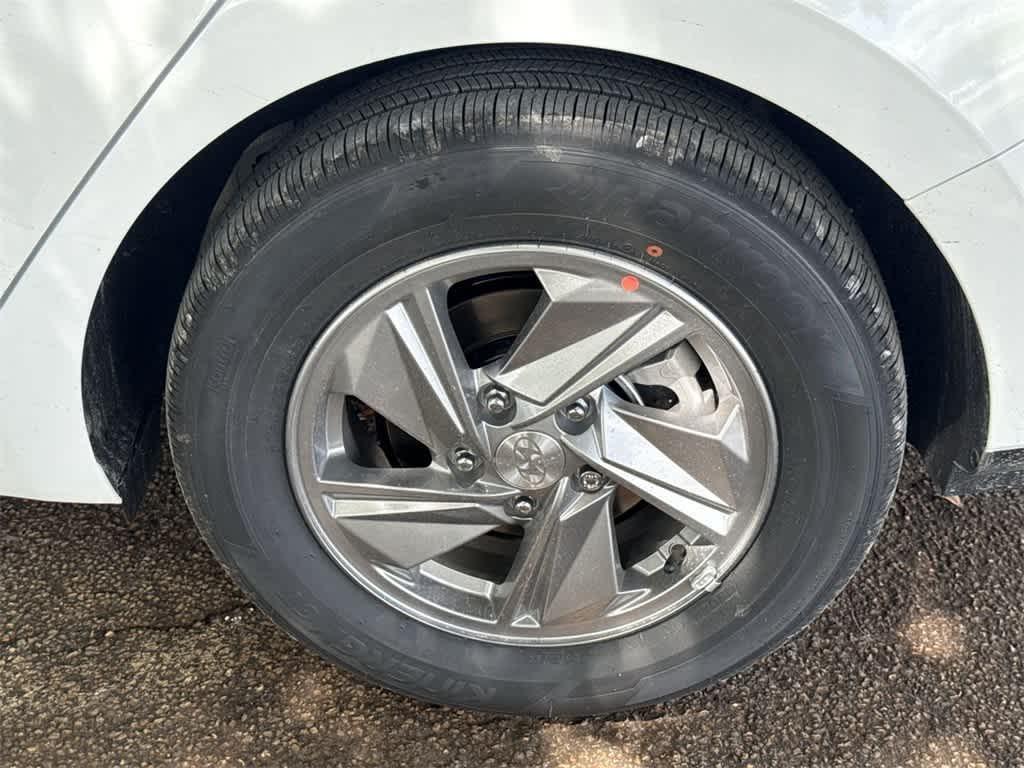 new 2025 Hyundai Elantra car, priced at $23,972