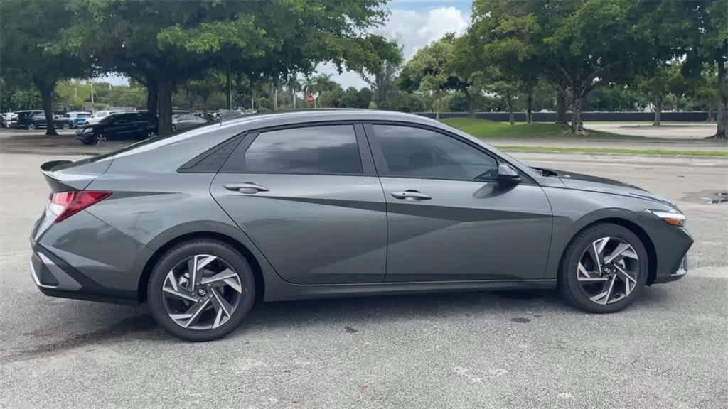 new 2025 Hyundai Elantra car, priced at $23,943