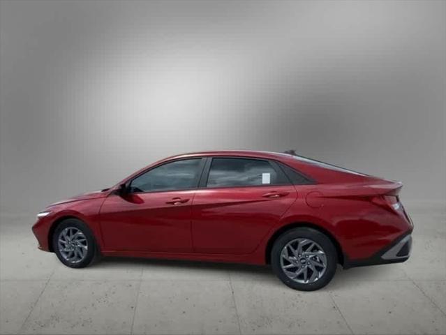 new 2024 Hyundai Elantra HEV car, priced at $27,291