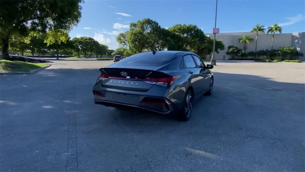 new 2025 Hyundai Elantra car, priced at $23,941