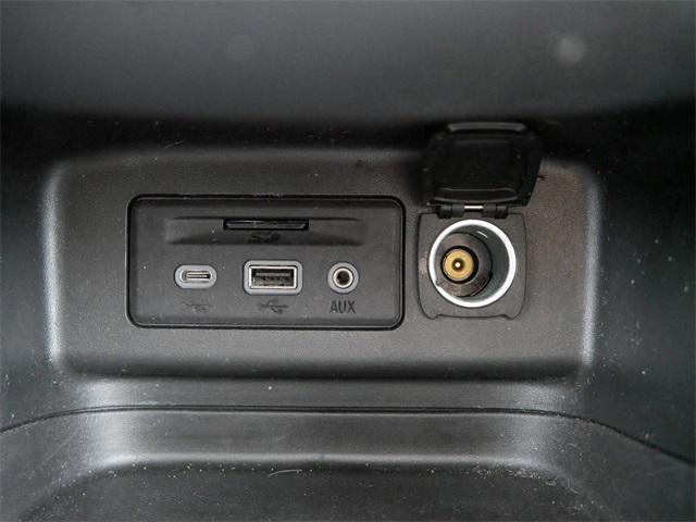 used 2022 Chevrolet Equinox car, priced at $18,995