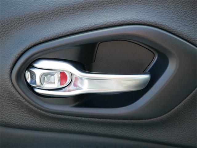 used 2022 Jeep Cherokee car, priced at $23,424