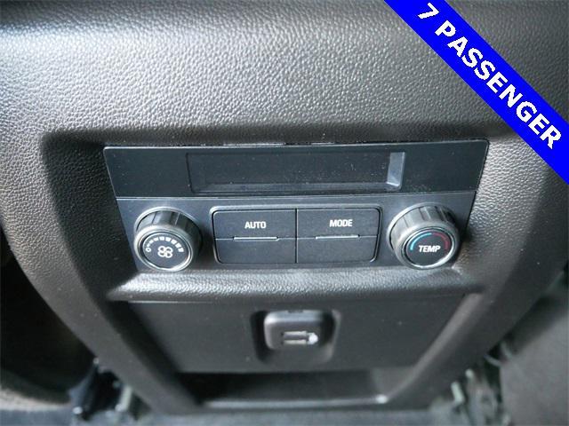 used 2022 Chevrolet Traverse car, priced at $25,800