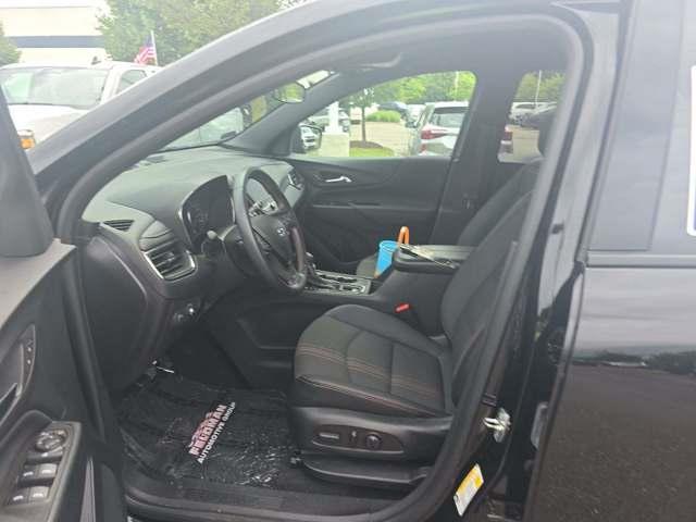 used 2023 Chevrolet Equinox car, priced at $27,542