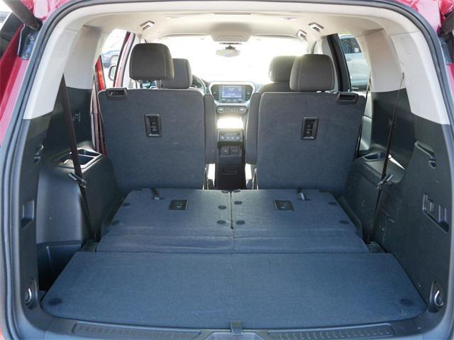 used 2023 GMC Acadia car, priced at $28,136