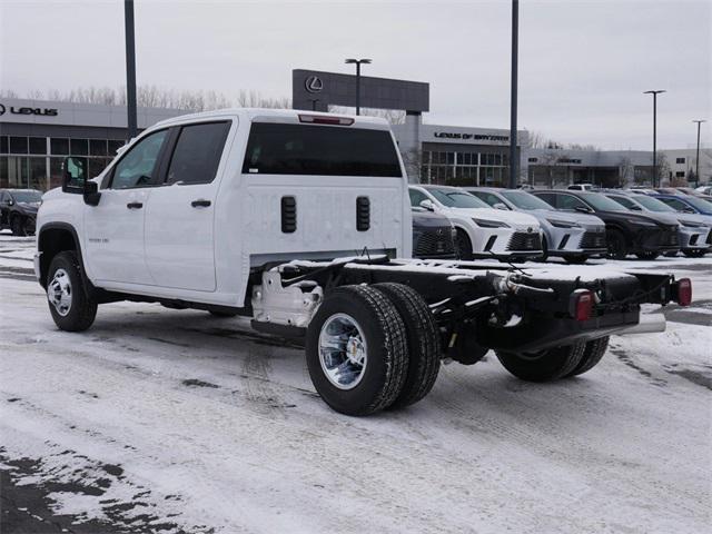 new 2025 Chevrolet Silverado 3500 car, priced at $59,542