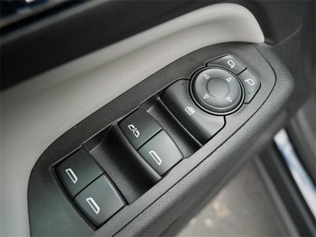 used 2022 Chevrolet Equinox car, priced at $23,999
