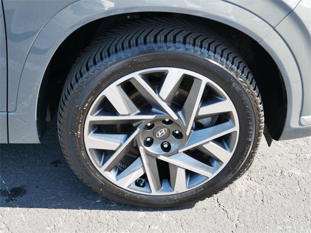 used 2022 Hyundai Santa Fe car, priced at $25,769