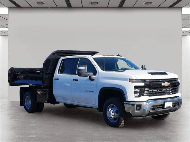 new 2025 Chevrolet Silverado 3500 car, priced at $81,621