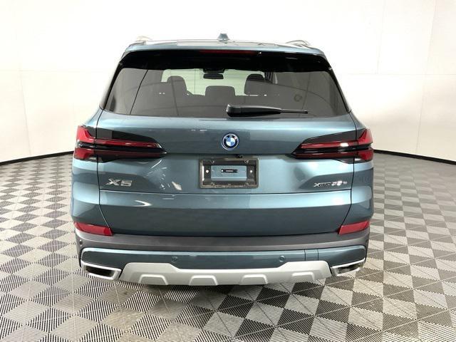 new 2025 BMW X5 PHEV car, priced at $78,575