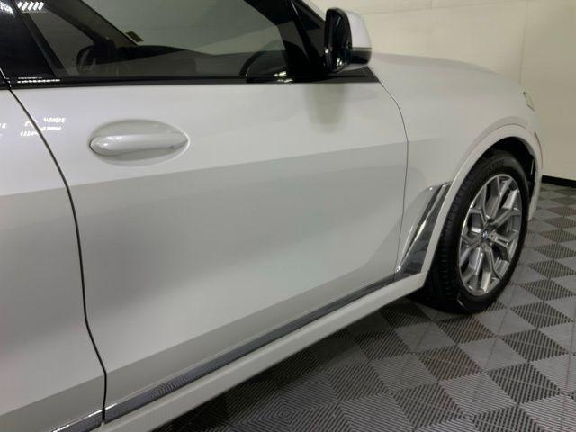 used 2022 BMW X7 car, priced at $53,932