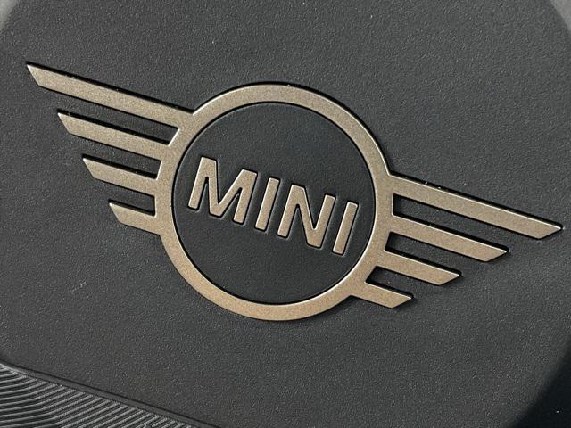 new 2025 MINI Hardtop car, priced at $40,905