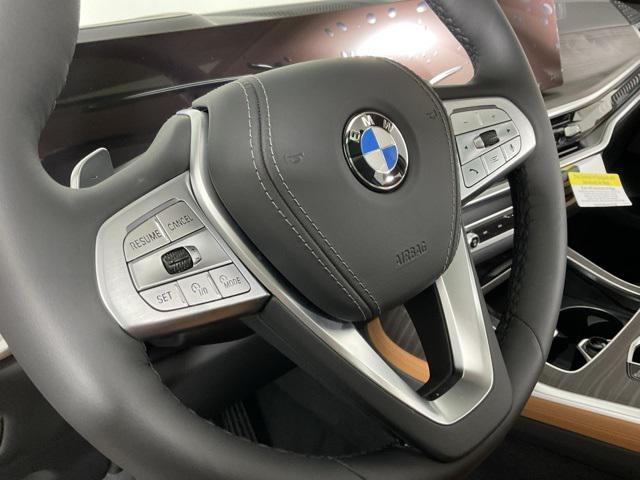 new 2025 BMW X7 car, priced at $92,885