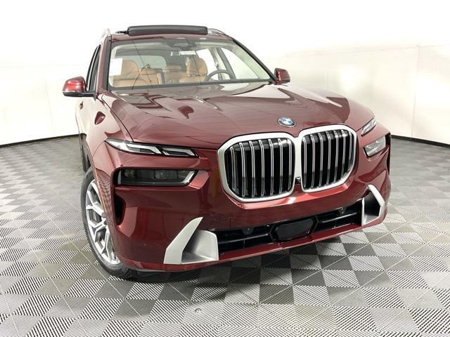 new 2025 BMW X7 car, priced at $92,885