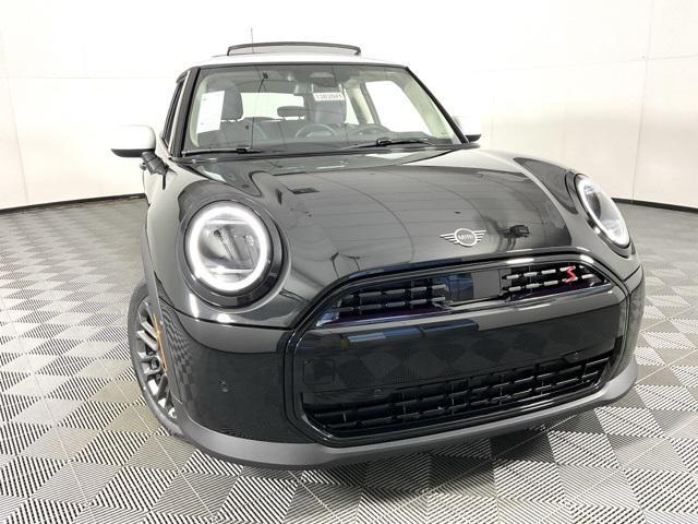 new 2025 MINI Hardtop car, priced at $36,195