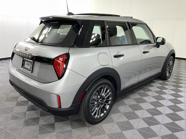 new 2025 MINI Hardtop car, priced at $36,680