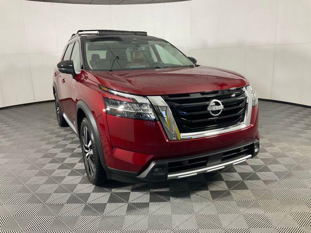 used 2023 Nissan Pathfinder car, priced at $34,984