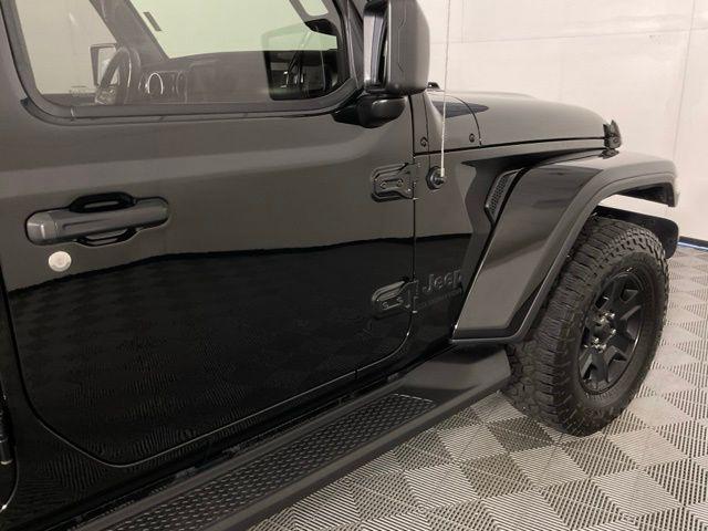 used 2022 Jeep Gladiator car, priced at $33,323