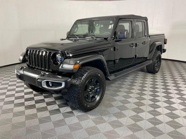 used 2022 Jeep Gladiator car, priced at $33,323