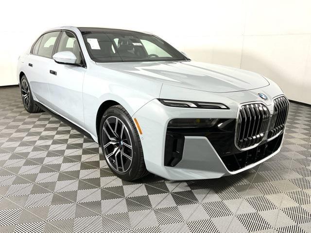 new 2024 BMW 760 car, priced at $128,325