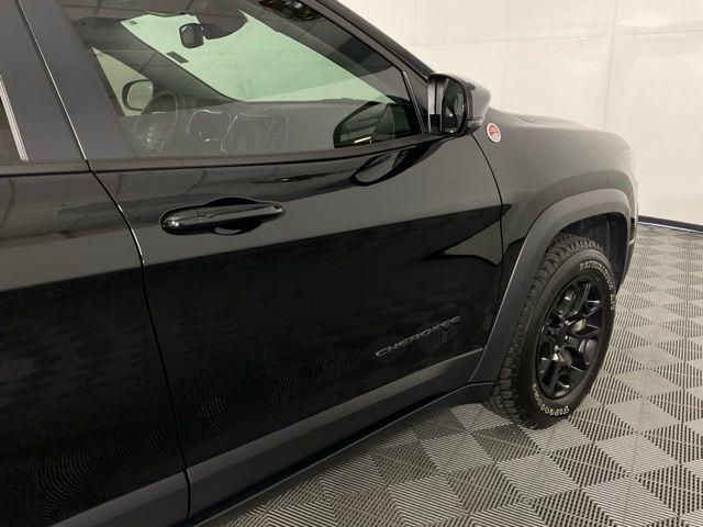used 2022 Jeep Cherokee car, priced at $27,380